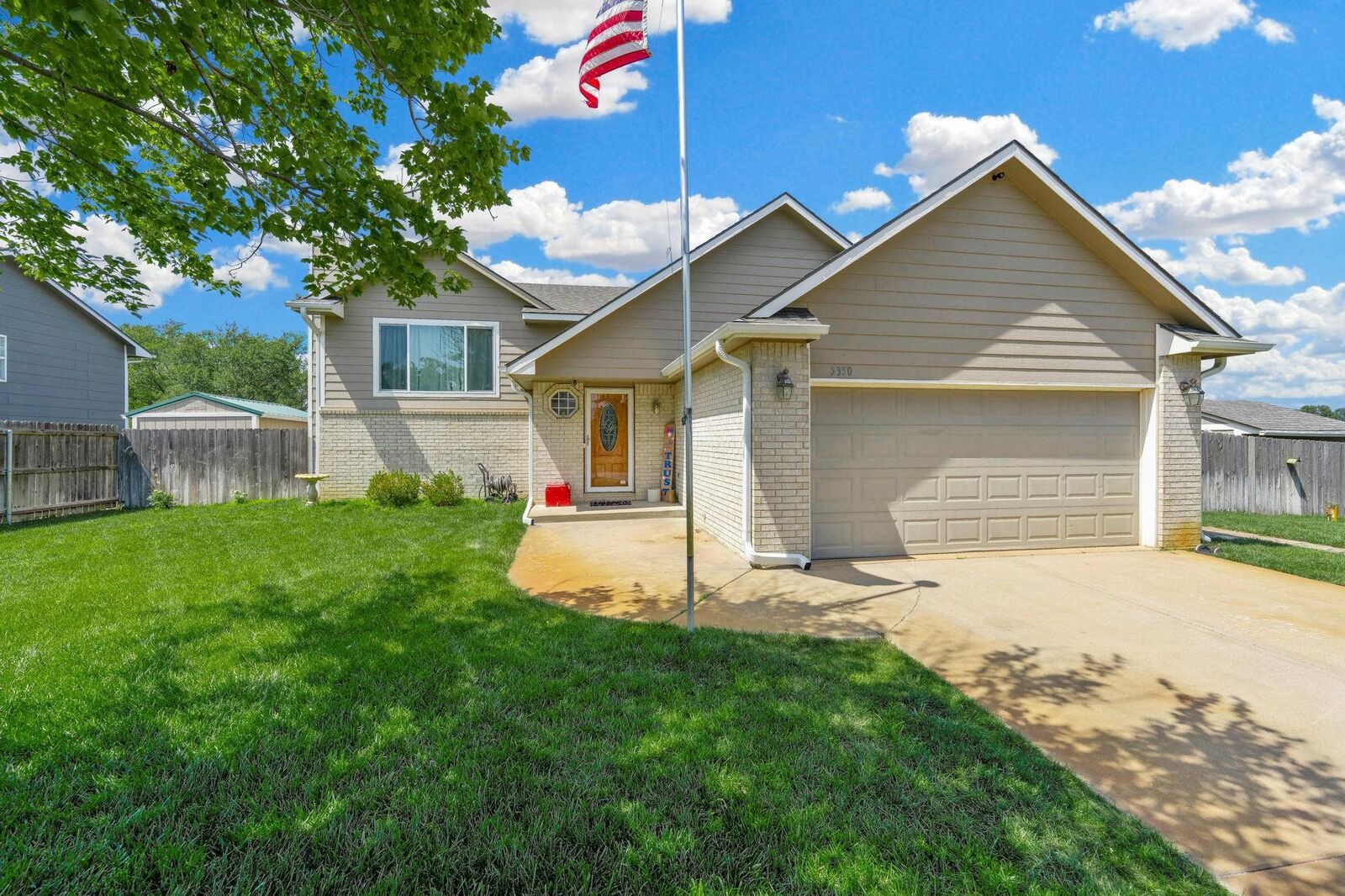 Property Photo: 5350 S Midland Cir KS 67217