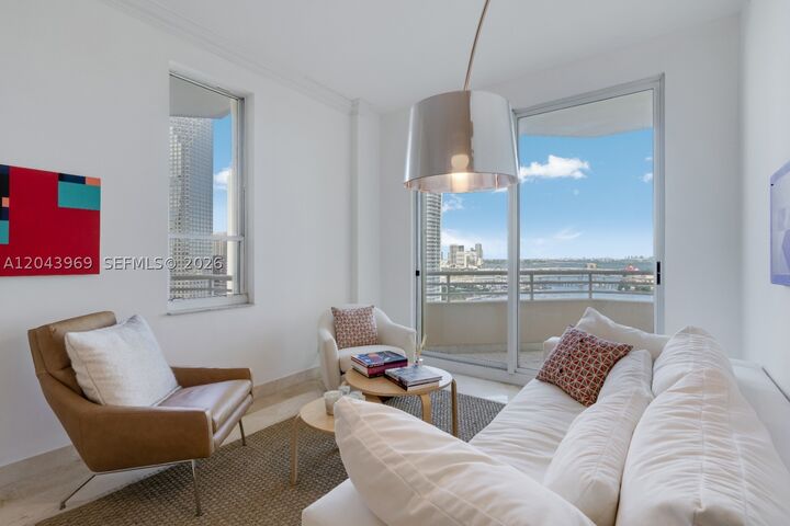 Property Photo: 888 Brickell Key Dr 2610 FL 33131