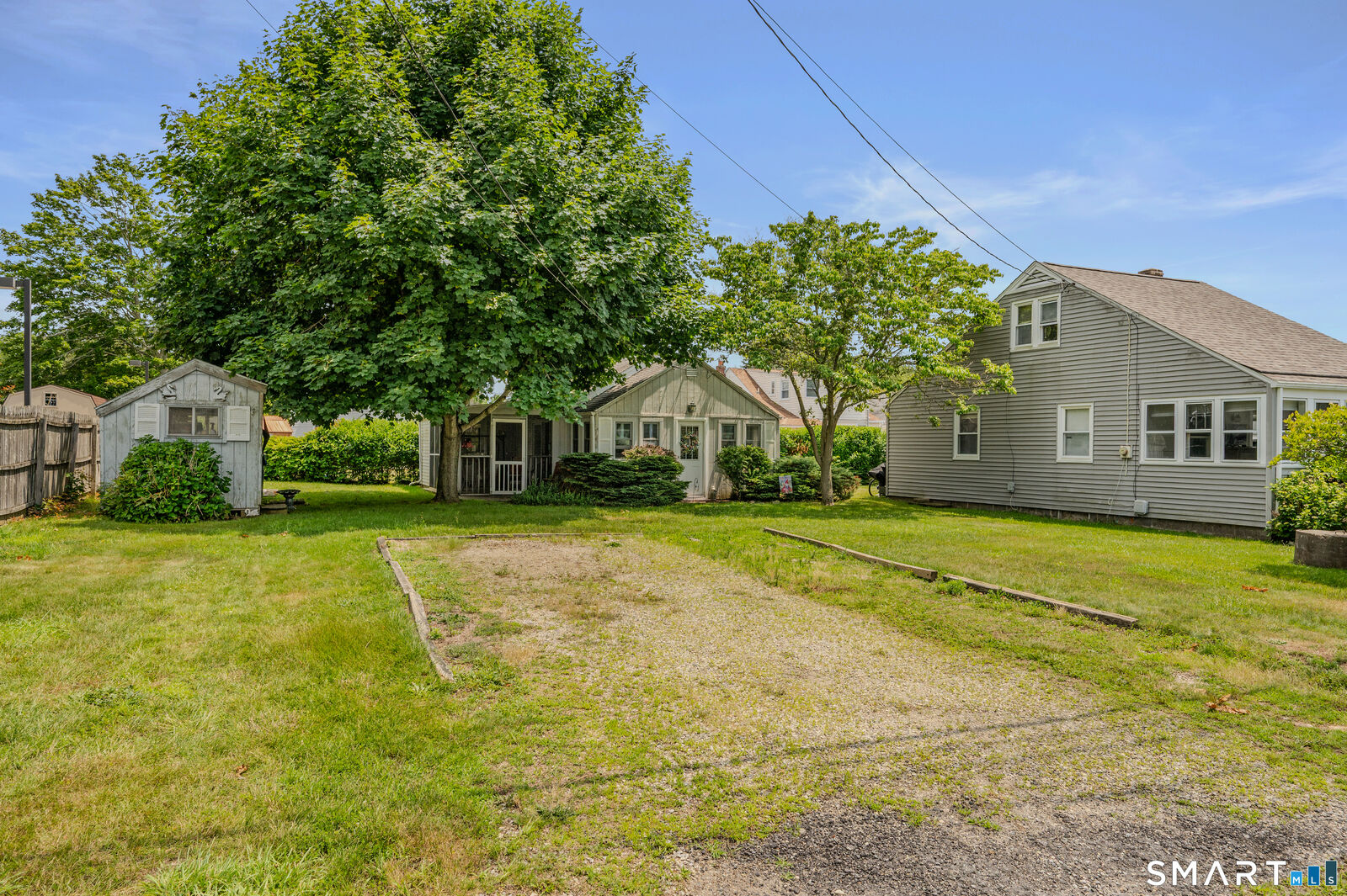 Property Photo:  8 &Amp 10 Swan Avenue  CT 06371 