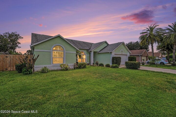 Property Photo:  927 Jamestown Drive  FL 32955 