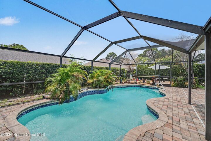 Property Photo: 927 Jamestown Drive FL 32955