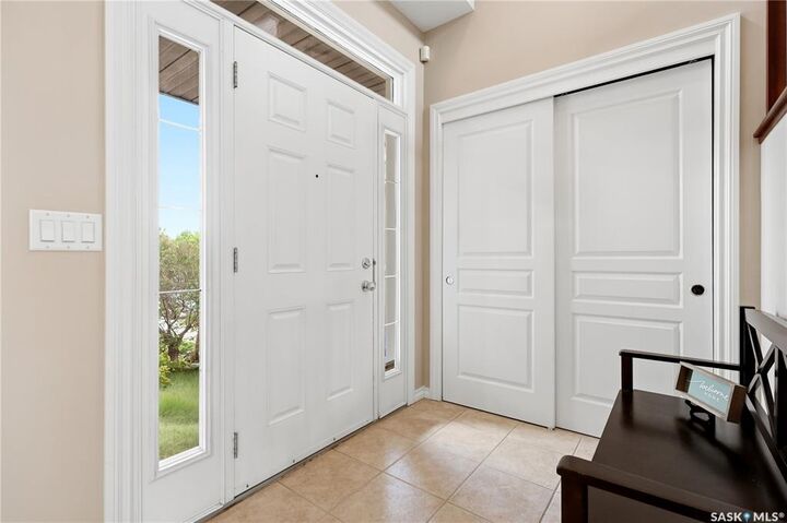 Property Photo: 6178 Wascana Court Way SK S4V 3E8