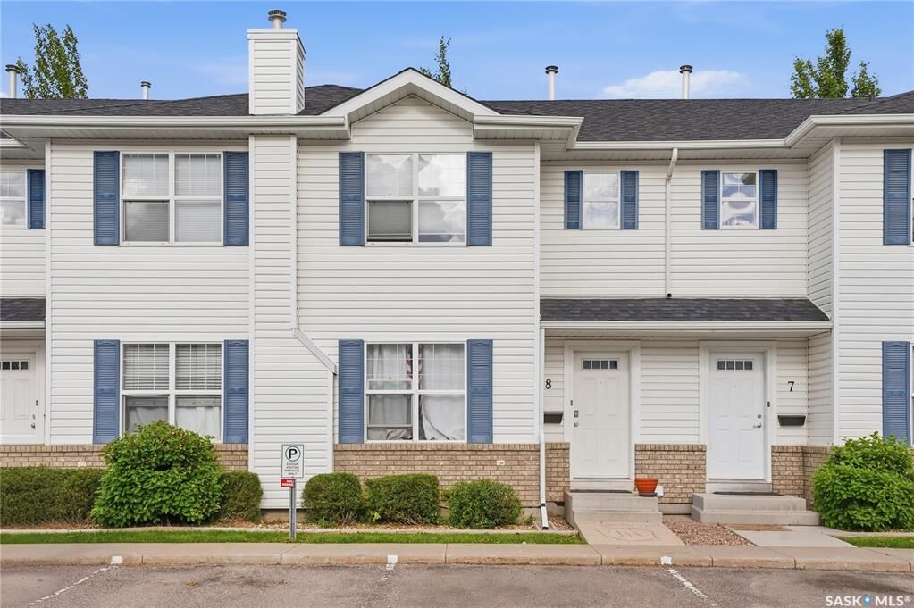 Property Photo: 203 Herold Terrace 8 SK S7V 1H4