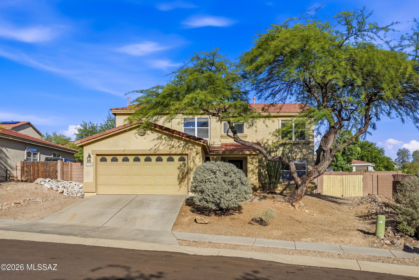 Property Photo: 13726 E Shadow Pines Lane AZ 85641