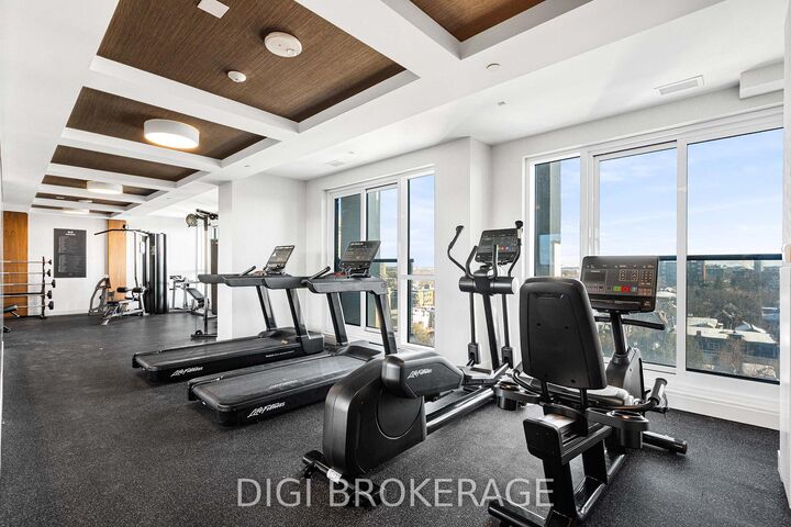 Property Photo:  560 Rideau Street 1001  ON K1N 5Z8 