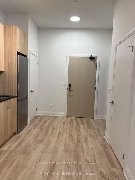 Photo de la propriété:  3250 Carding Mill Trail 101  ON L6M 1L3 