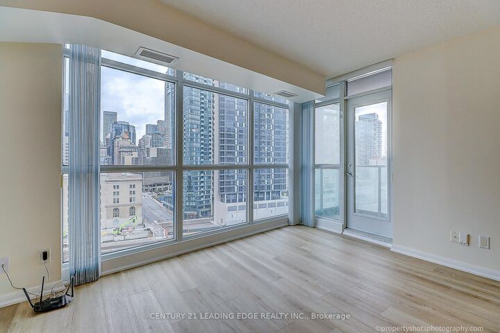 Property Photo: 18 Yonge Street 1305 ON M5E 1Z8