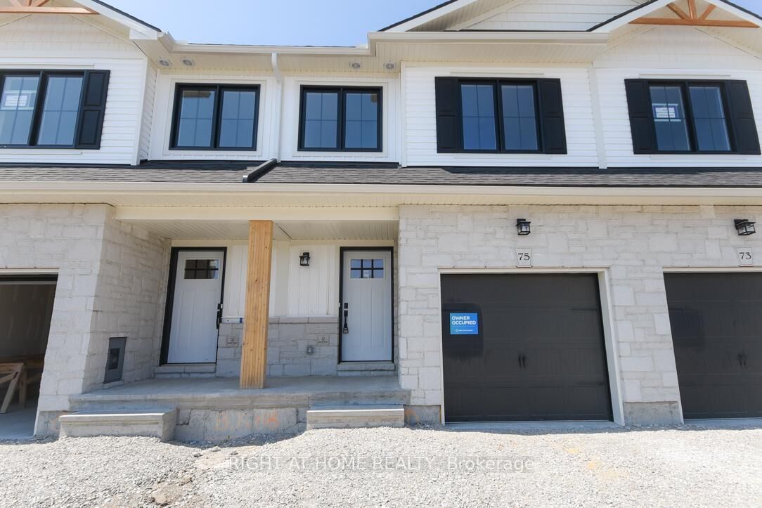 Property Photo: 75 Whitcomb Crescent ON K7A 0C1