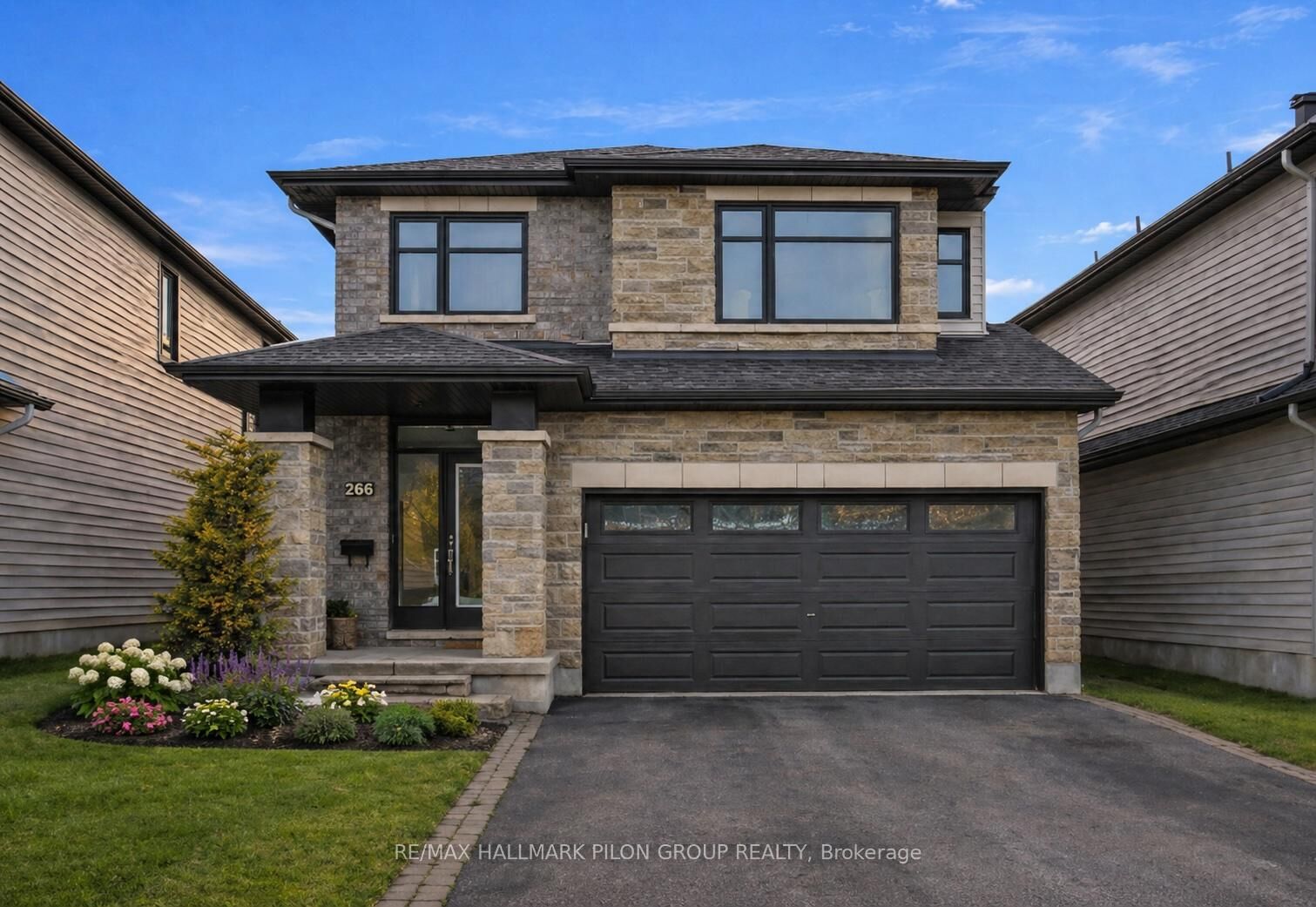 Property Photo:  266 Shinleaf Crescent  ON K1W 0J2 