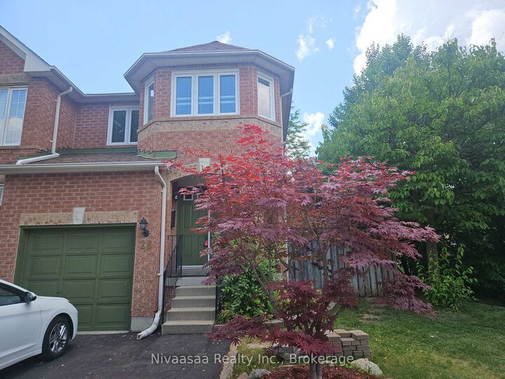 Property Photo:  28 Gilgorm Road 39  ON L6X 4P5 