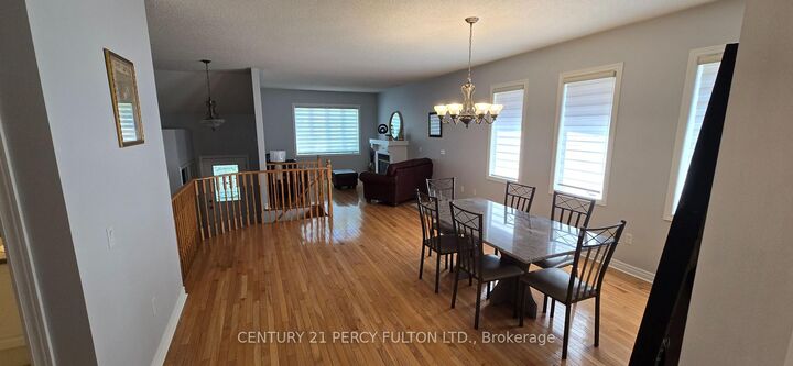 Property Photo: 26 Rushbrook Drive ON L6P 1E4