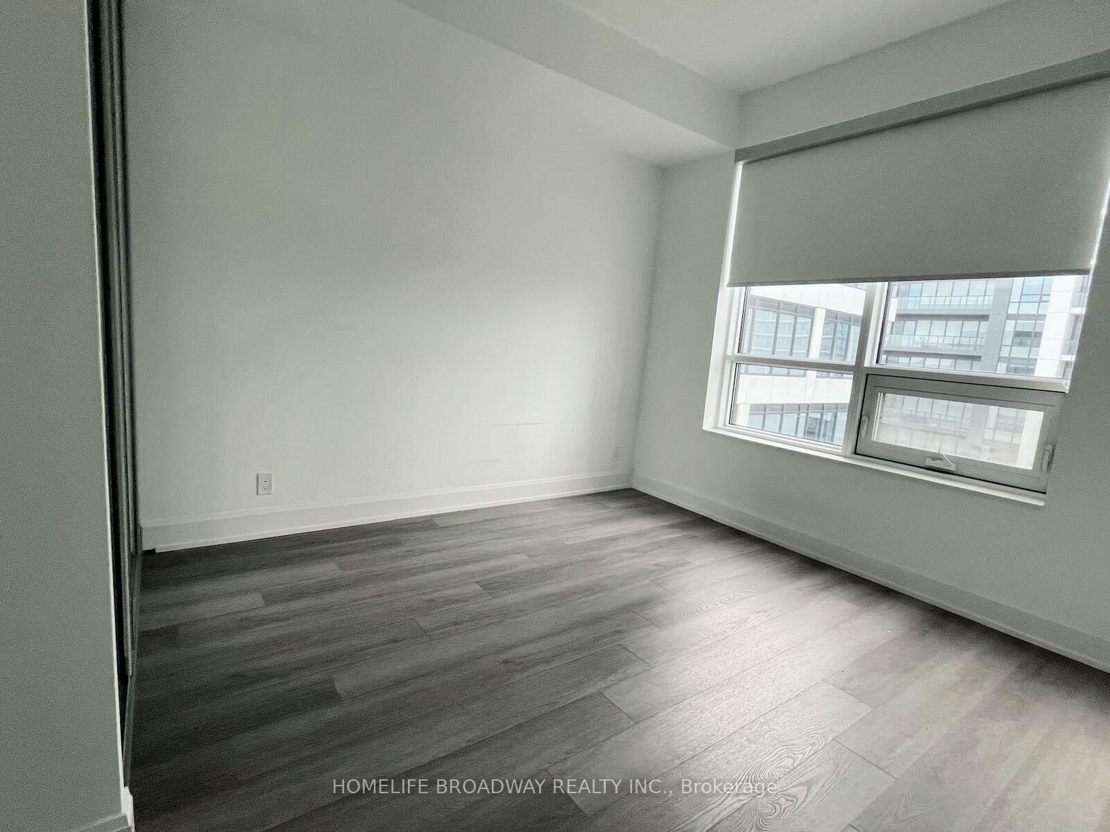 Property Photo:  38 Water Walk Drive 926  ON L3R 6M8 