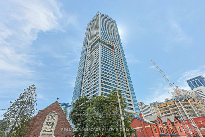 609 Sherbourne Street 2801 — photo 1