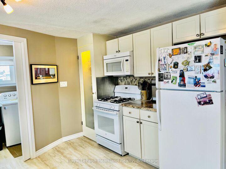 Property Photo:  12 Velma Street  ON N7G 3L3 