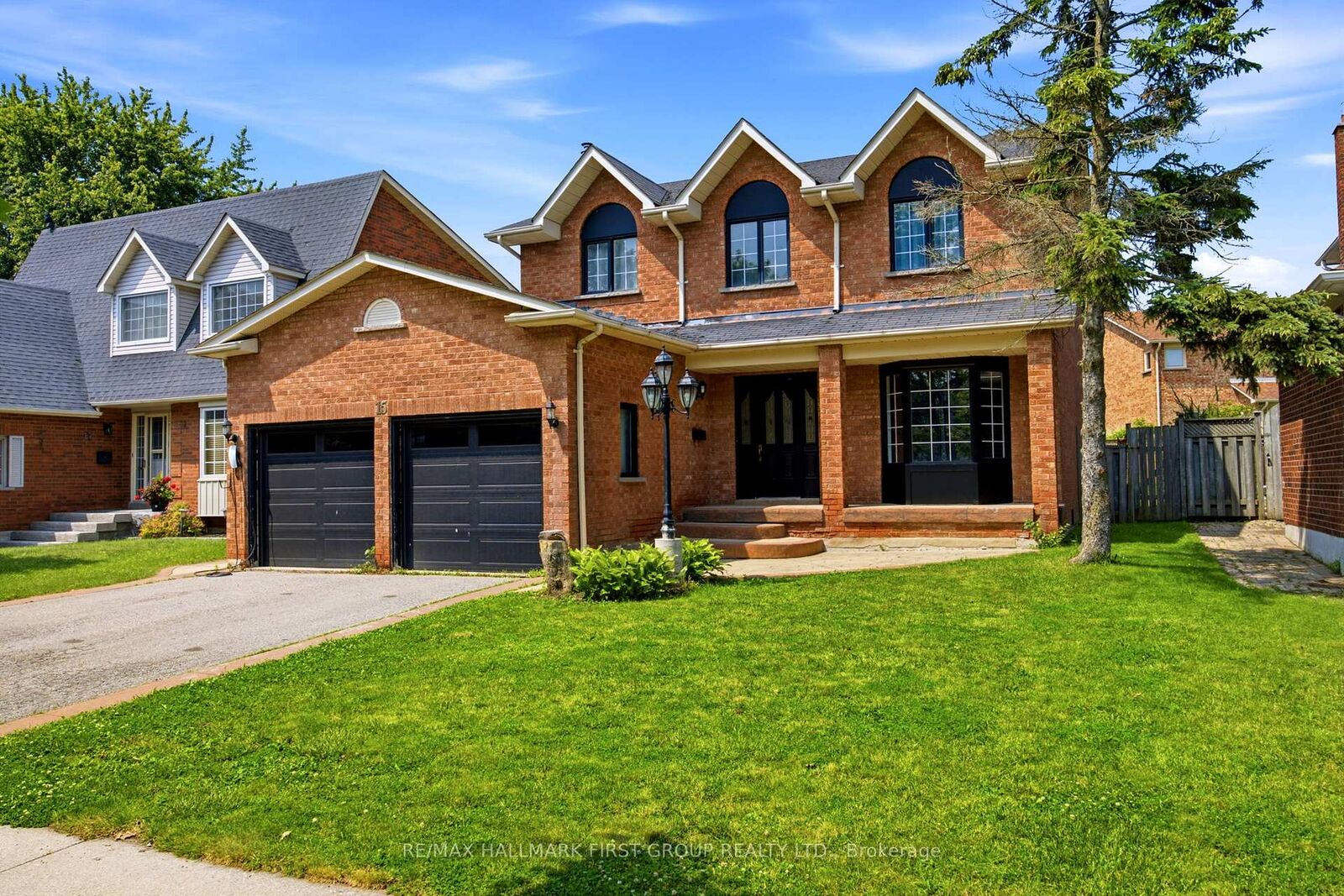 Property Photo:  15 Sallis Drive  ON L1S 6Y9 