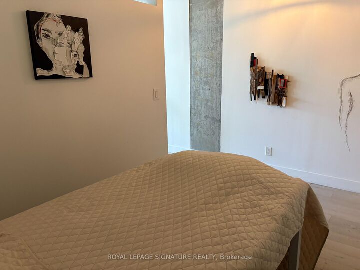 Property Photo:  169 John Street 403  ON M5T 1X3 