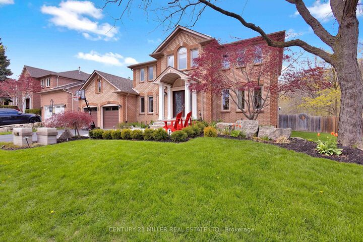 Property Photo: 1398 Winterberry Drive ON L7P 4T4