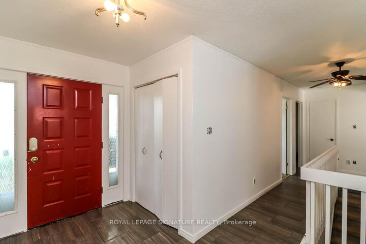 Property Photo:  1729 Mosley Street  ON L9Z 1Z8 
