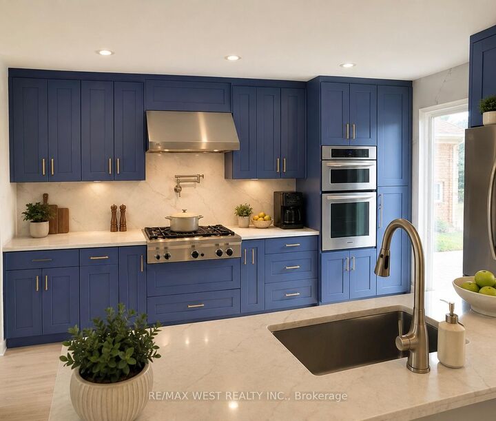 Property Photo:  137 Hudson Crescent  ON L3Z 2Y7 