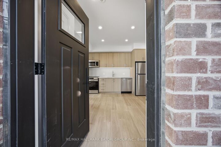 Property Photo:  56 Camberwell Road 4  ON M6C 3E8 