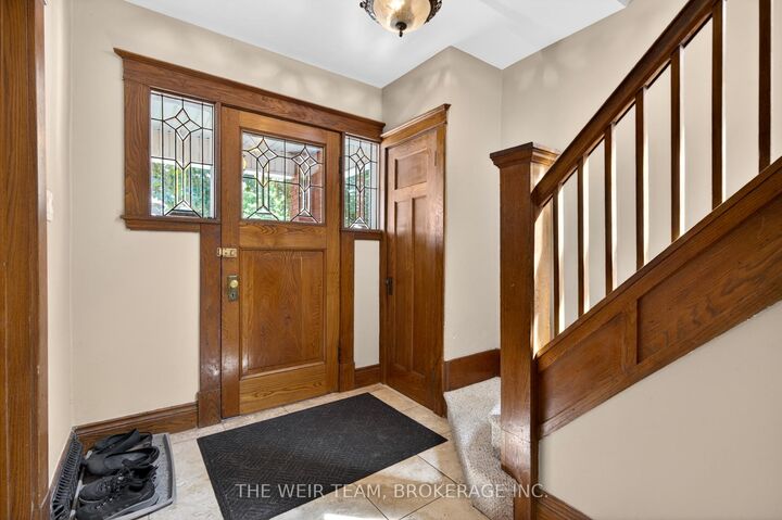 Property Photo:  226 Ottawa Street S  ON L8K 2E8 