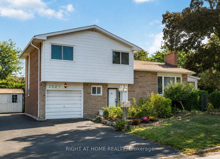 2221 Circle Place — photo 1