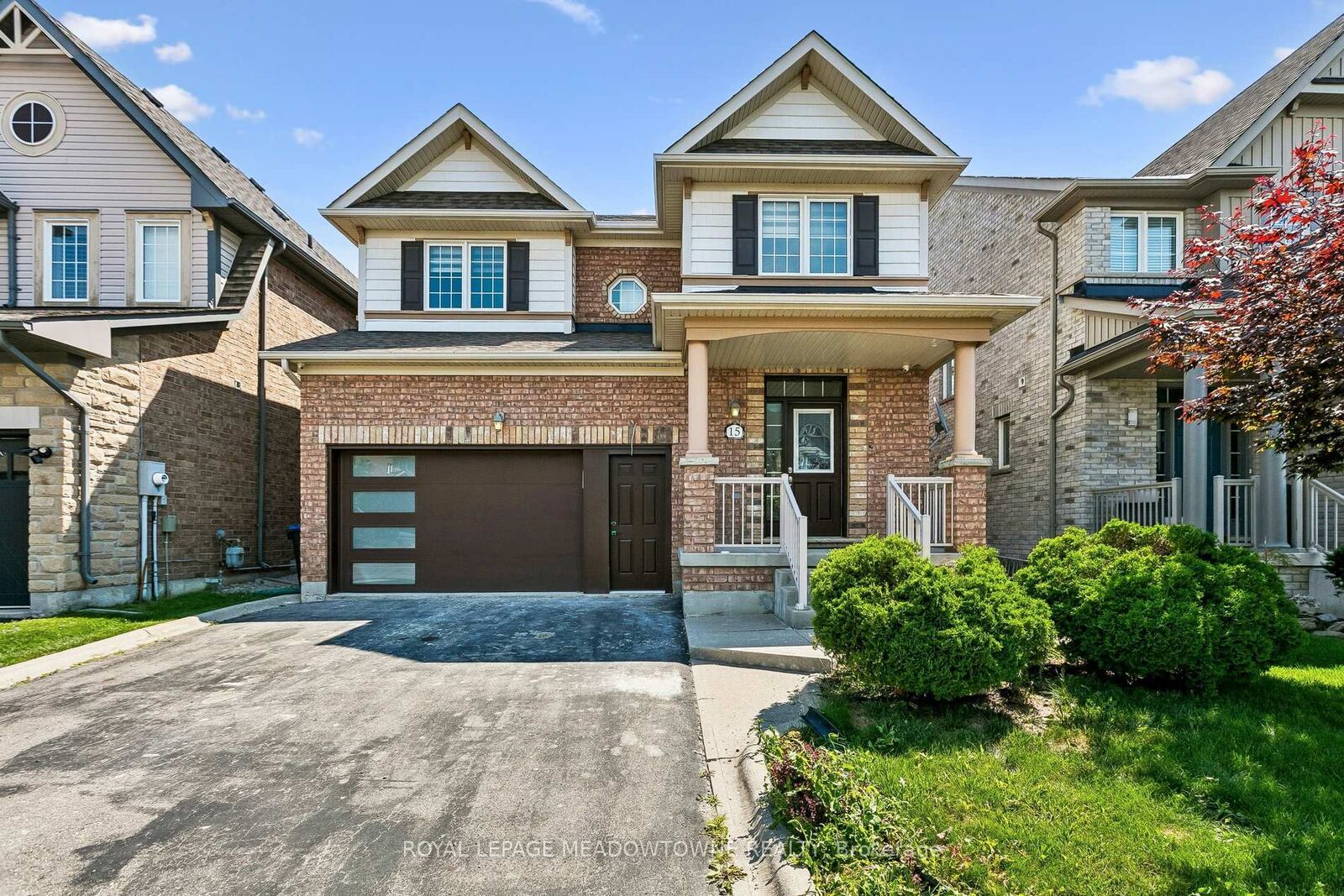 Property Photo:  15 Learmont Avenue Upper  ON L7C 3N3 