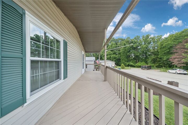 Property Photo: 516 Heritage Lane PA 15668
