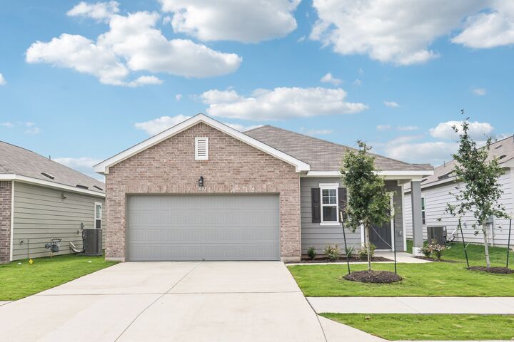 Property Photo: 204 Sunlight Lake Boulevard TX 78634