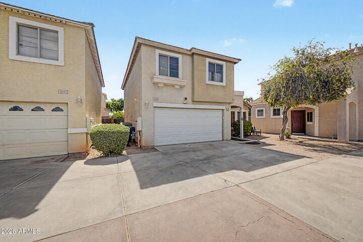 Property Photo:  1213 S Boulder Street B  AZ 85296 