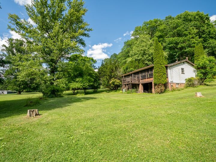 Property Photo: 180 Ahrensville Rd PA 16301