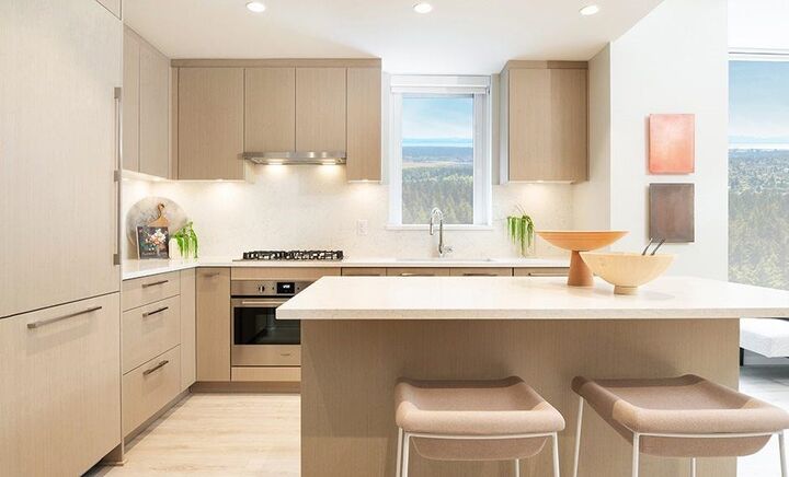 Property Photo: 5938 Olive Avenue 2705 BC V5H 0M6