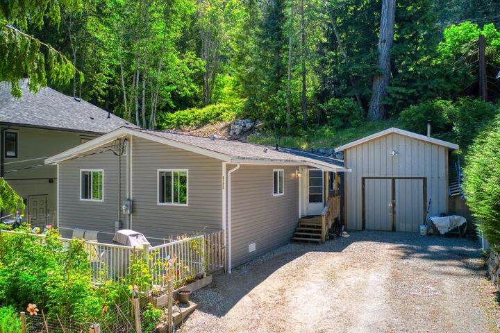 5200 Wesjac Road — photo 1