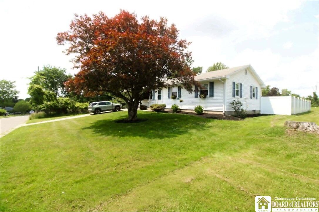 Property Photo:  55 Vinnie Street  NY 14701 