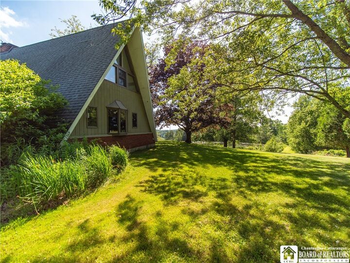 Property Photo:  179 Robbin Hill Road  NY 14738 
