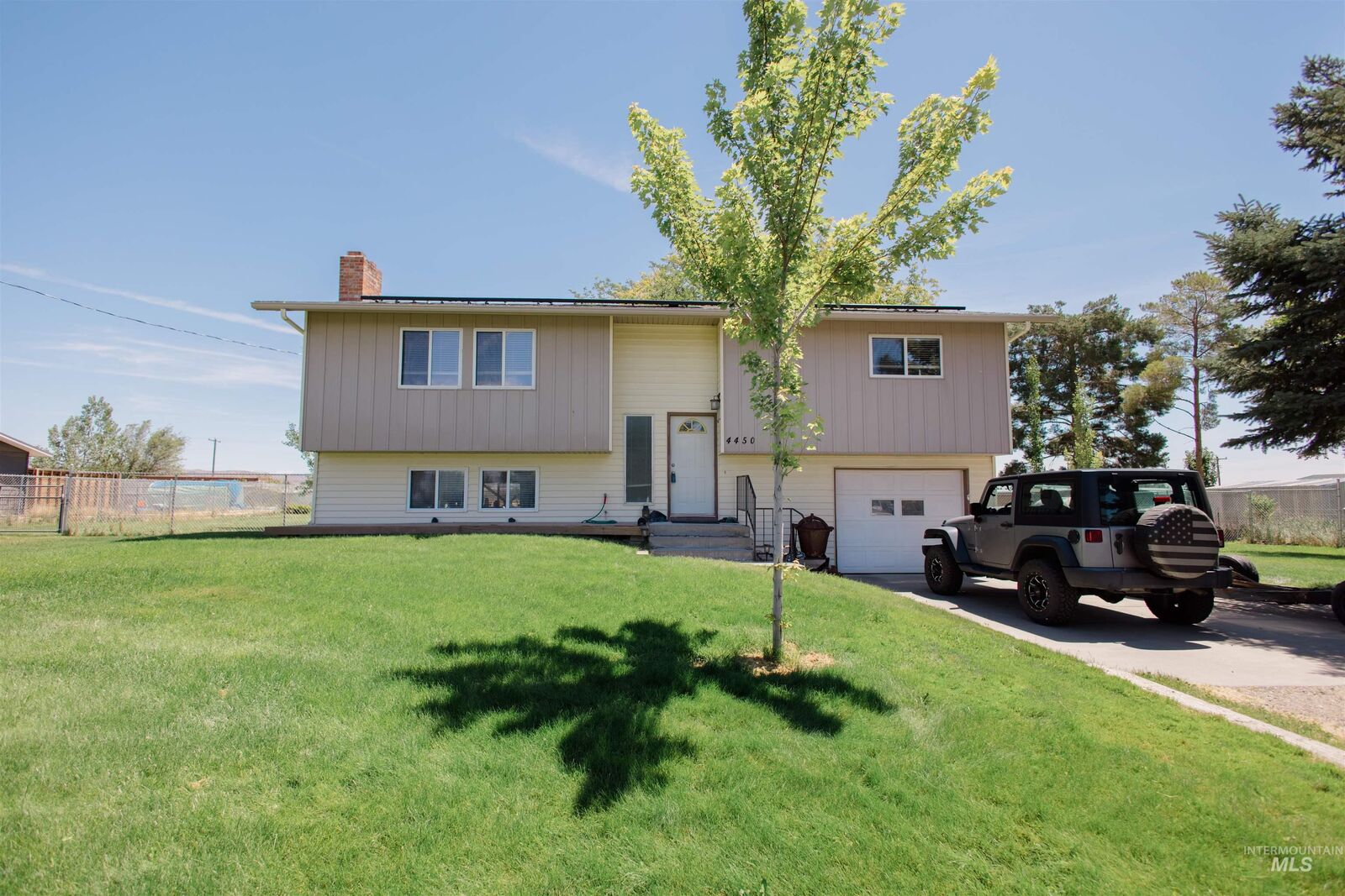 Property Photo:  4450 NE Alexander Way  ID 83647 
