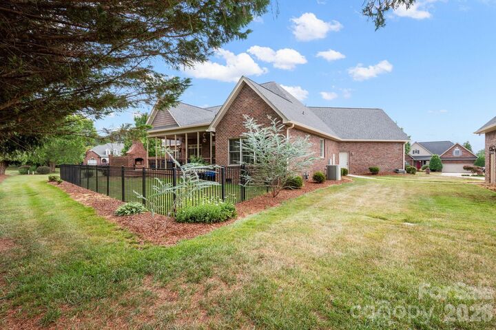 Property Photo:  708 Cedar Hill Drive  NC 28152 