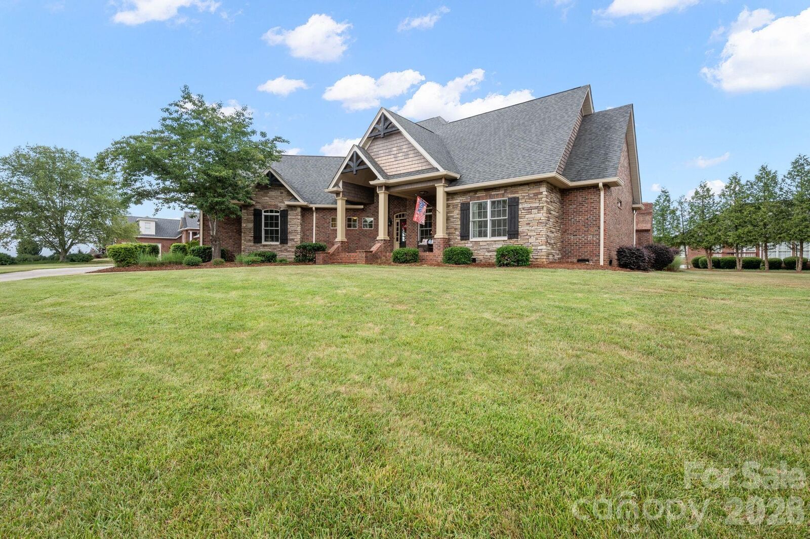Property Photo: 708 Cedar Hill Drive NC 28152