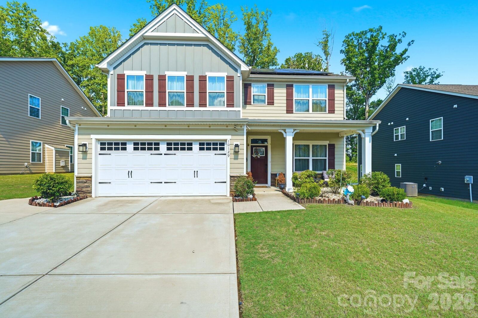 Property Photo:  10129 Harvest Gold Drive  NC 28215 