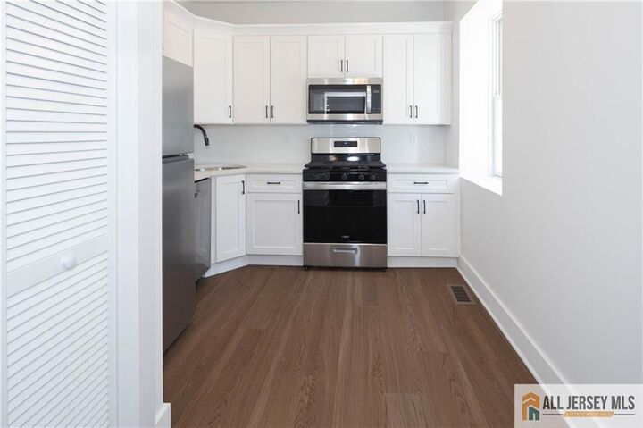 Property Photo:  339 Crows Mill Road  NJ 08863 