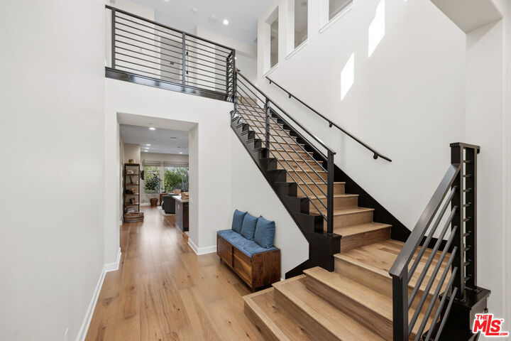 Property Photo:  11728 Canoga Ave  CA 91311 