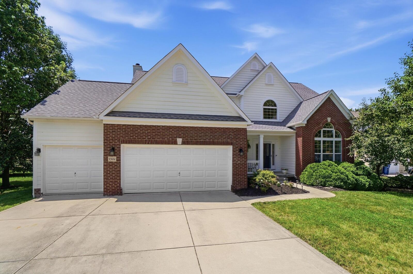 Property Photo: 5507 Pensworthy Drive OH 43016