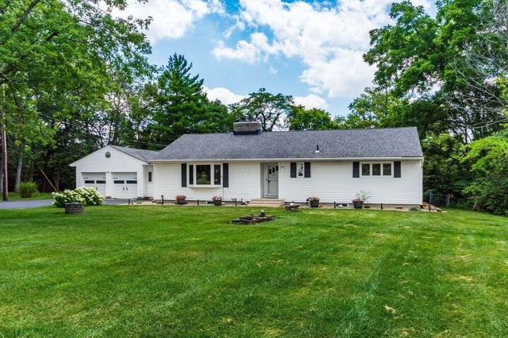 Property Photo: 2275 Gardner Road OH 43119