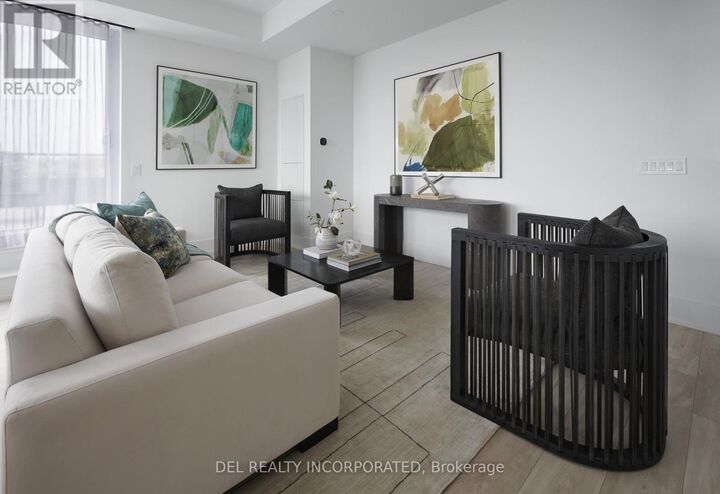 Property Photo:  115 Denison Avenue 512  ON M5T 2N1 