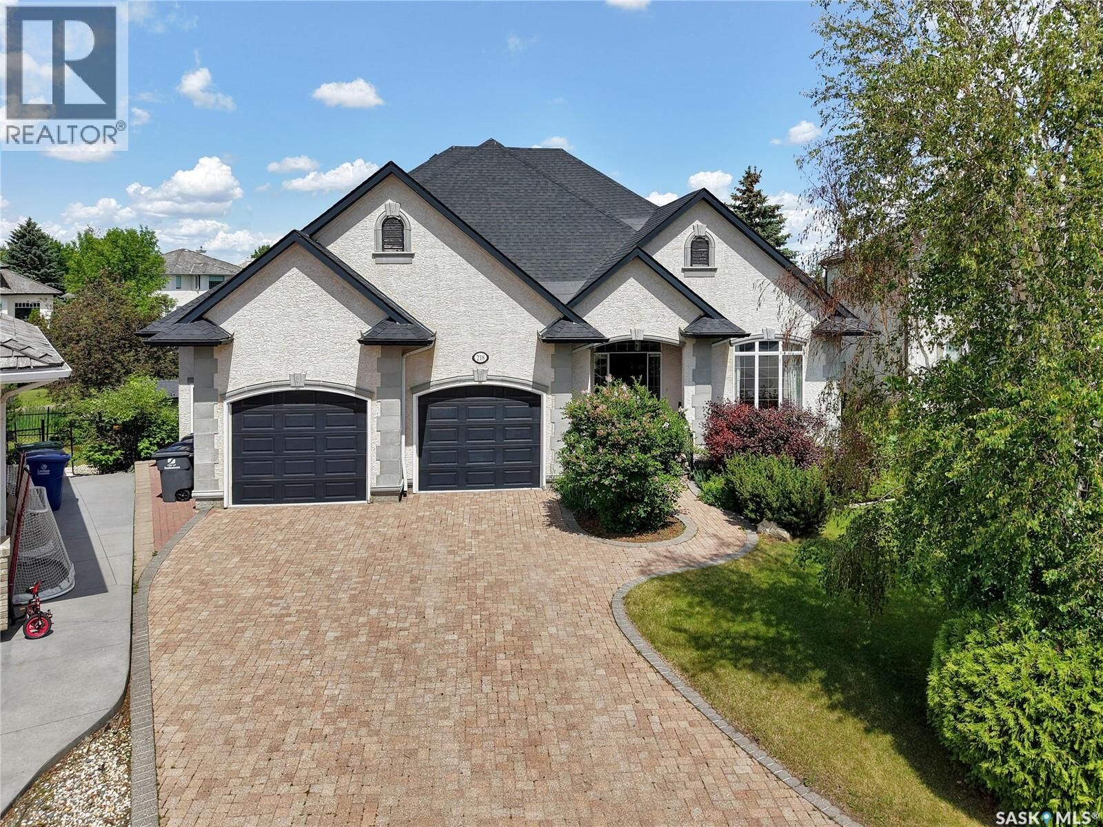 Property Photo:  218 Horlick Crescent  SK S7N 4R5 