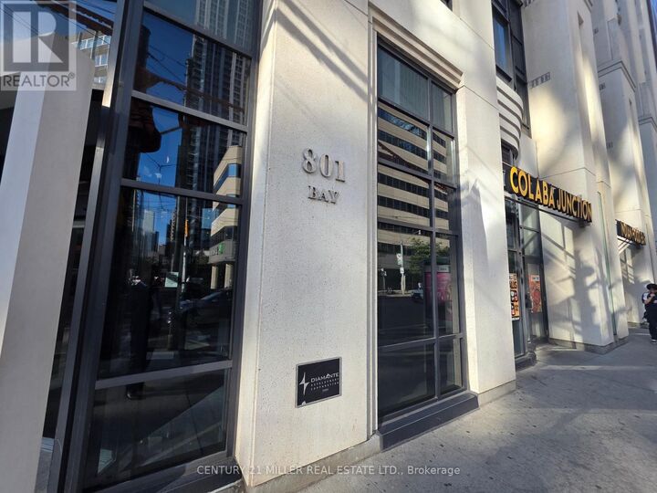 Property Photo:  801 Bay Street 202  ON M5S 1Y9 