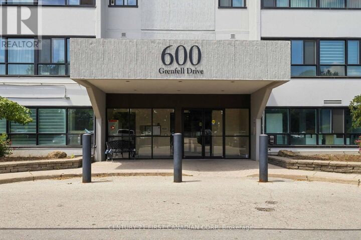 Property Photo:  600 Grenfell Drive 509  ON N5X 2R8 