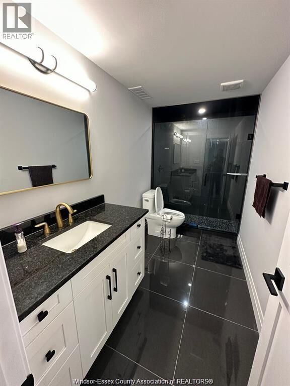 Property Photo:  3540 Fiorina Street Lower  ON N9H 0M9 