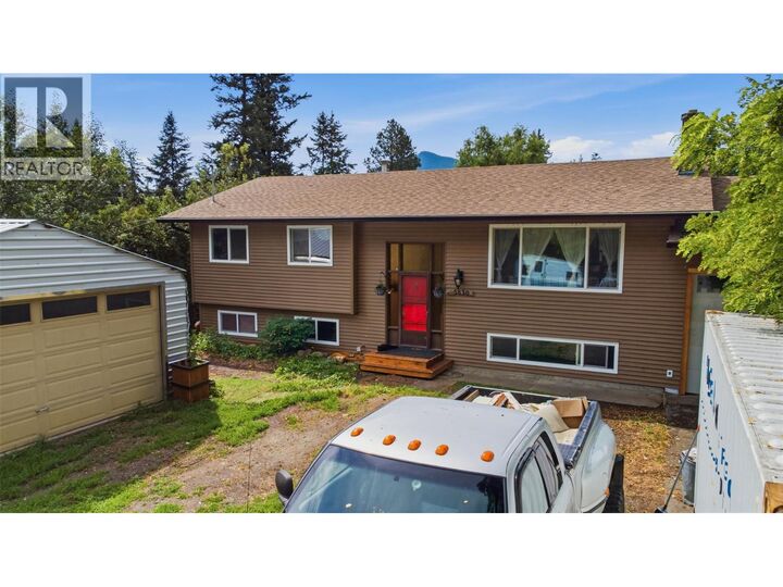 Property Photo: 5830 6 Highway BC V1B 3E1