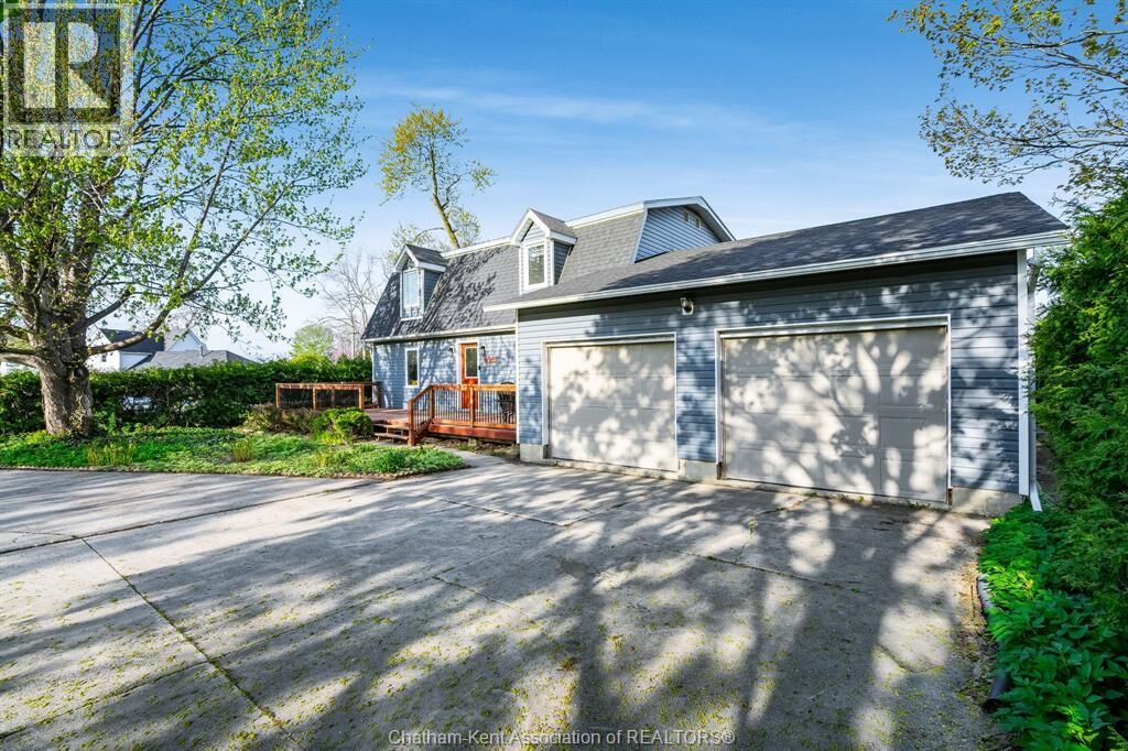 Property Photo:  6527 Main Street  ON N0P 1J0 
